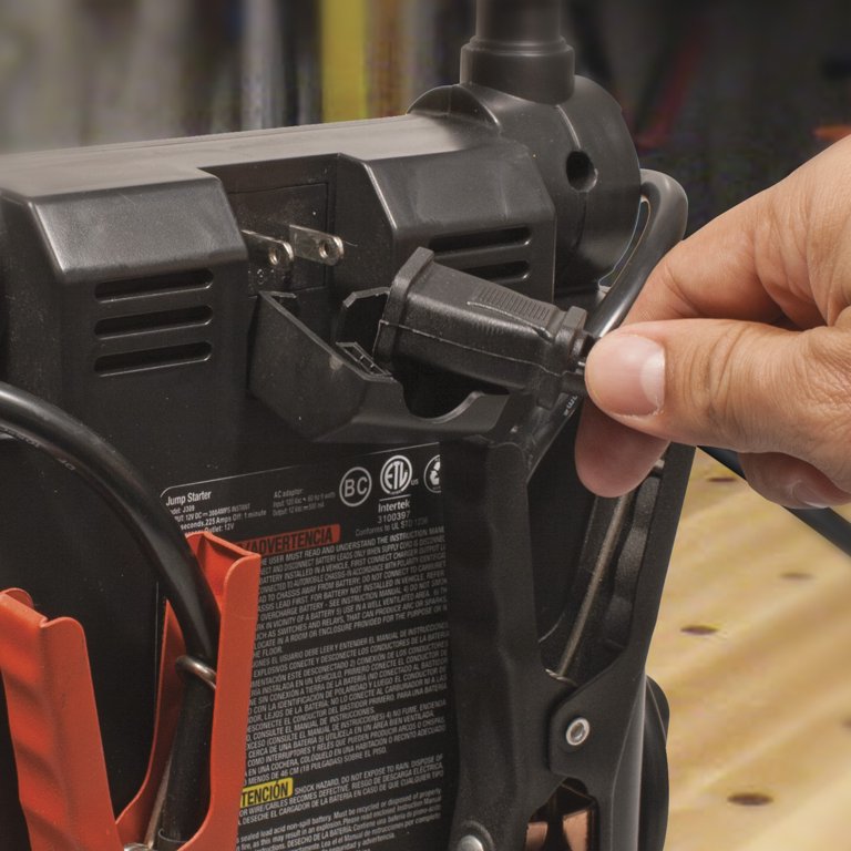 EverStart Maxx 700 Amp Jump Starter with Triple USB Charging Ports and Pivoting LED Work Light