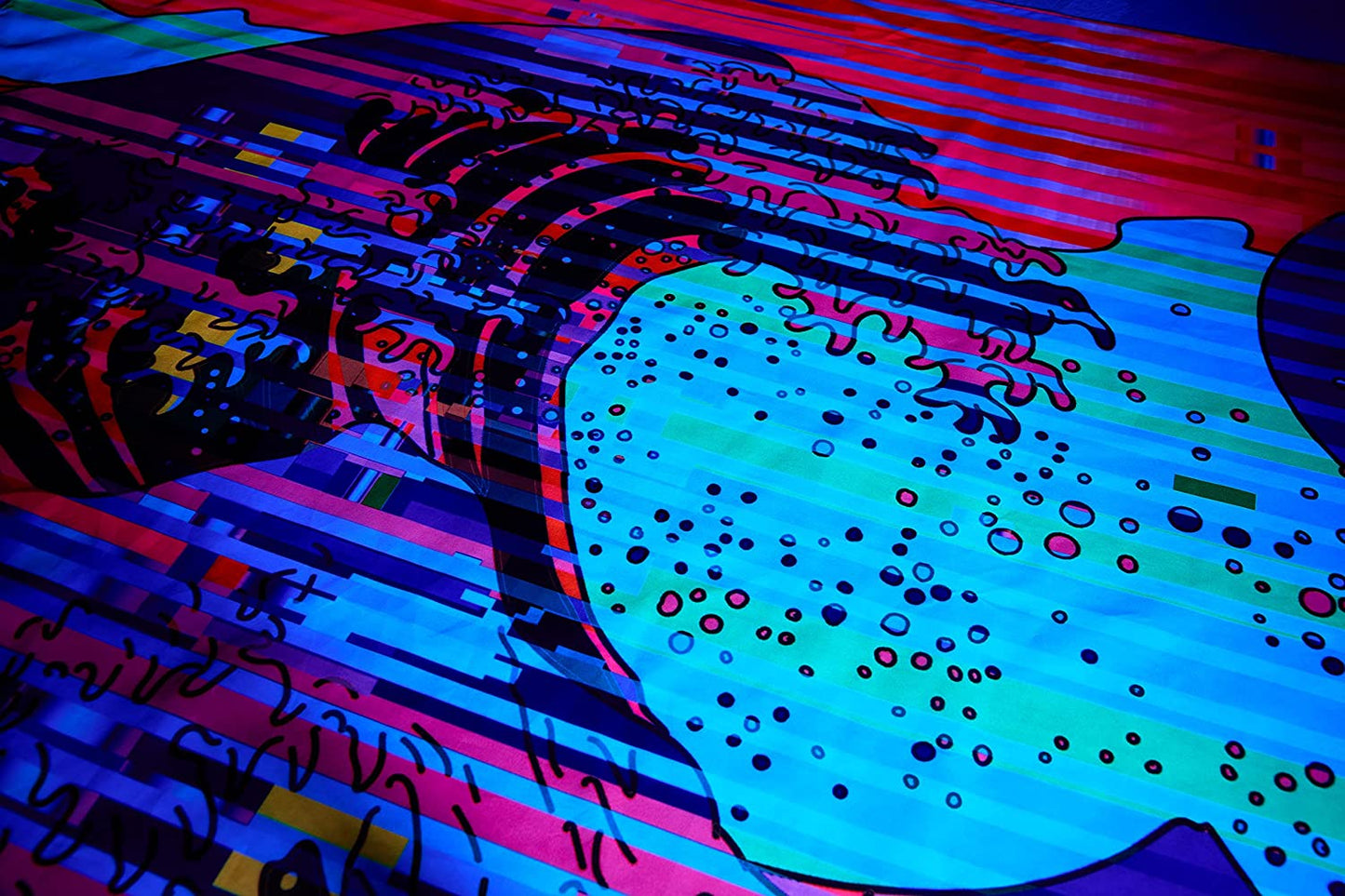 Blacklight Tapestry UV Reactive Trippy Neon the Great Wave Game Retro Vaporwave Tapestry Black Light Room Decor Glow in the Dark Tapestry for Bedroom Aesthetic Gaming Room Dorm Y2K Indie Room Décor