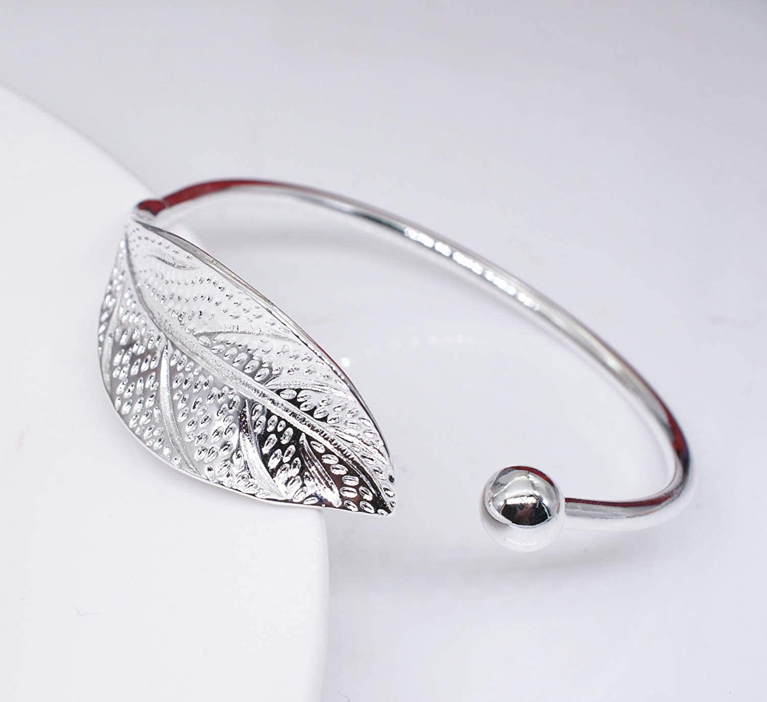 925 Sterling Silver Leaf Charm Bracelets & Bangles for Women Wedding Women Bracelet Vintage Style Adjustable Leaf Feather Bangle