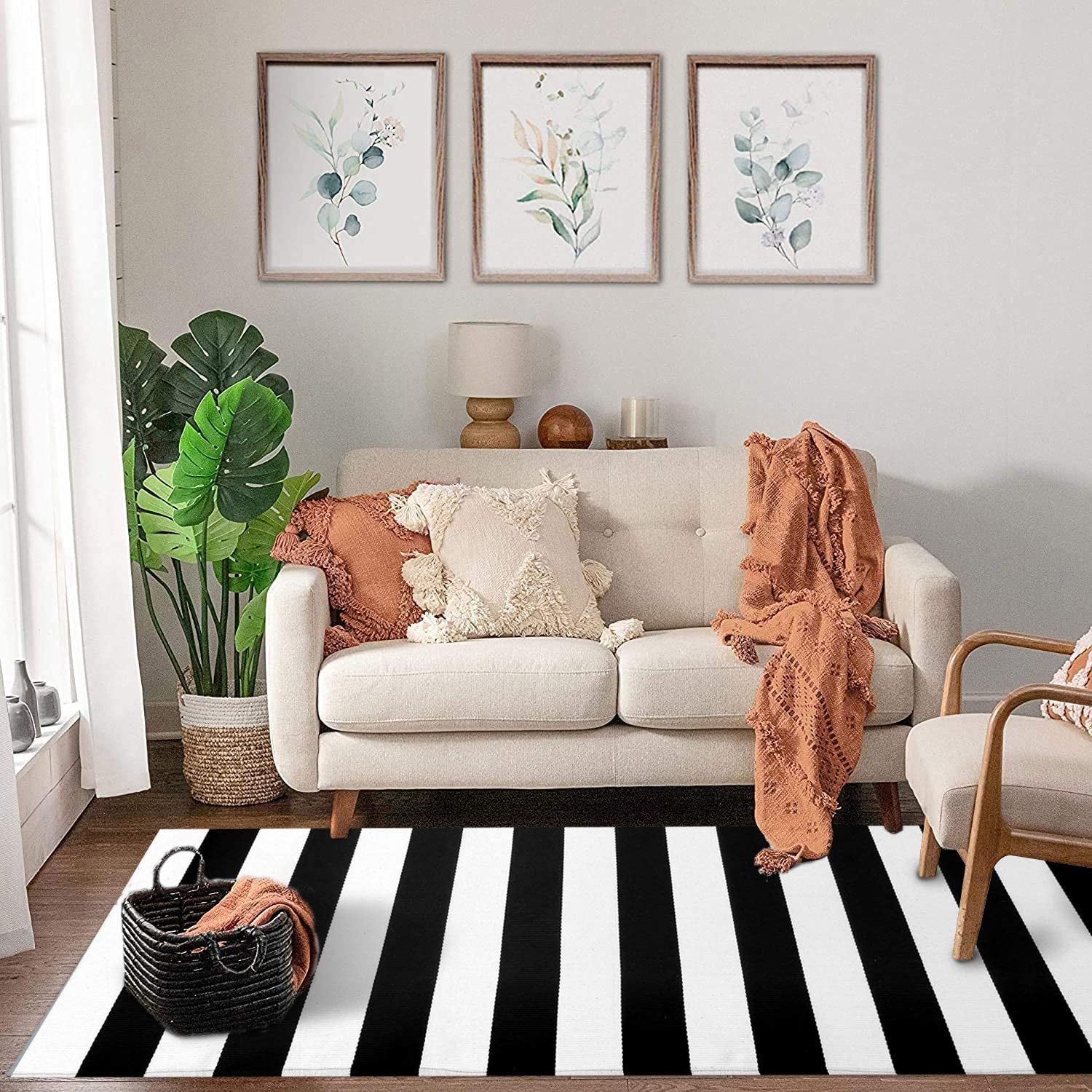 Black and White Striped Rug Runner 2'X6'Farmhouse Runner Rug Checkered Cotton Woven Washable Outdoor Rug Runner for Kitchen/Laundry/Bathroom/Bedroom/Living Room