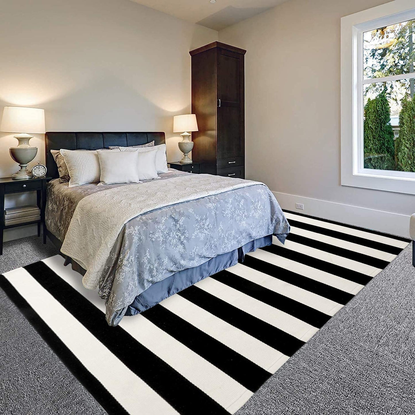 Black and White Indoor Outdoor Rug, 5’X8’ Cotton Striped Patios Area Rug Soft Woven Washable Farmhouse Durable Carpet Mat for Clearance Bedroom Living Room Balcony Playroom Decor