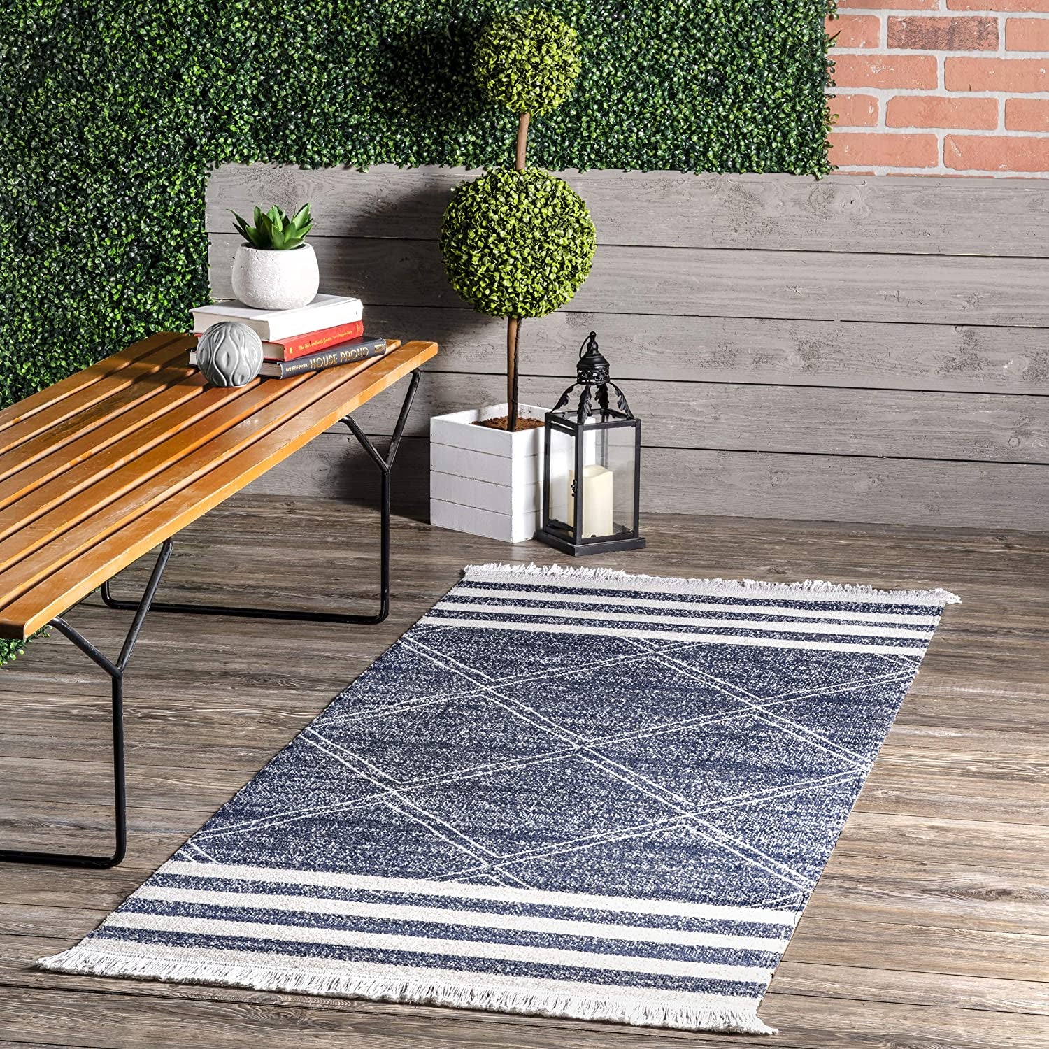 Roberge Diamonds Indoor/Outdoor Runner Rug, 2' 6" X 8', Blue