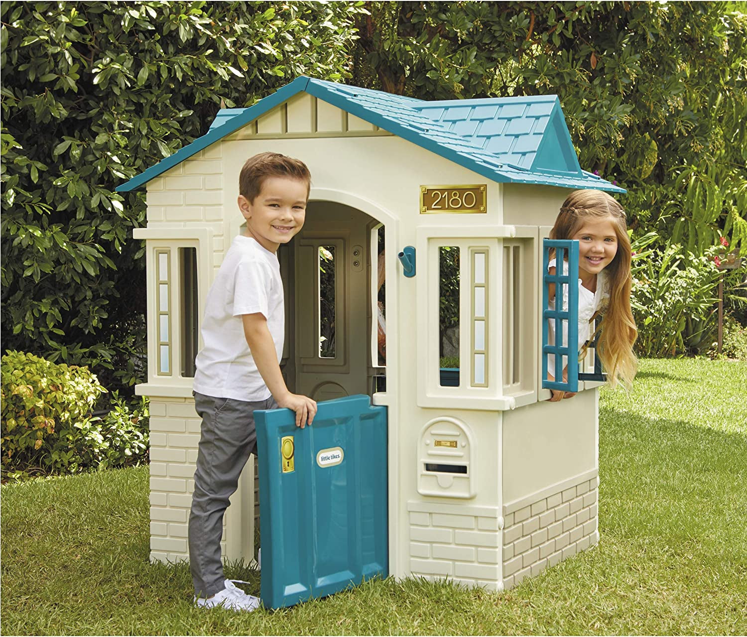 Cape Cottage Playhouse - Blue