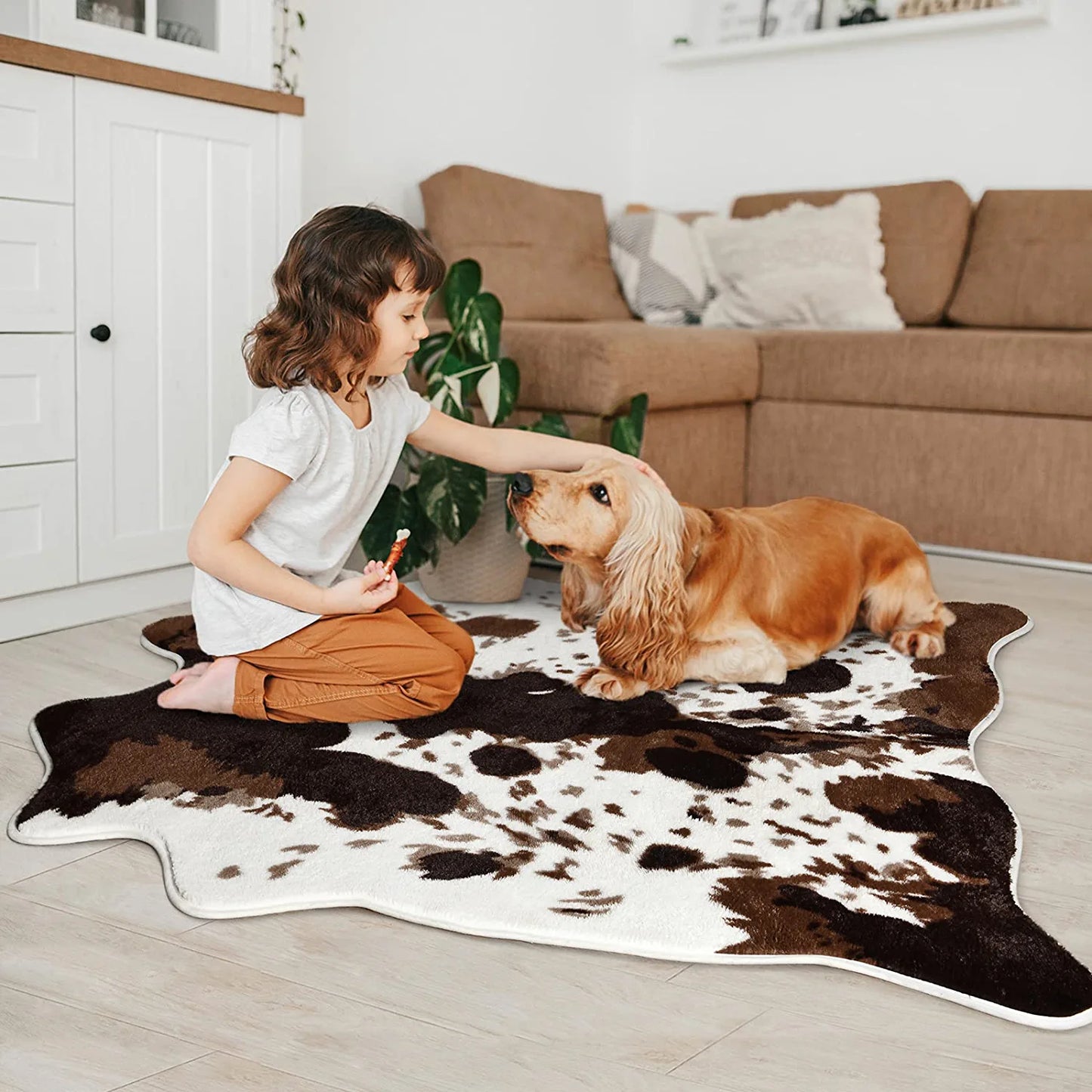 Cow Print Area Rugs Cowhide Rugs 4.6Ft X5.2Ft for Living Room Bedroom Western Decor, Cute Fluffy Cowhide Carpet Faux Fur Rug, Soft Fuzzy Rug for Home, Brown and White,(140*158Cm)