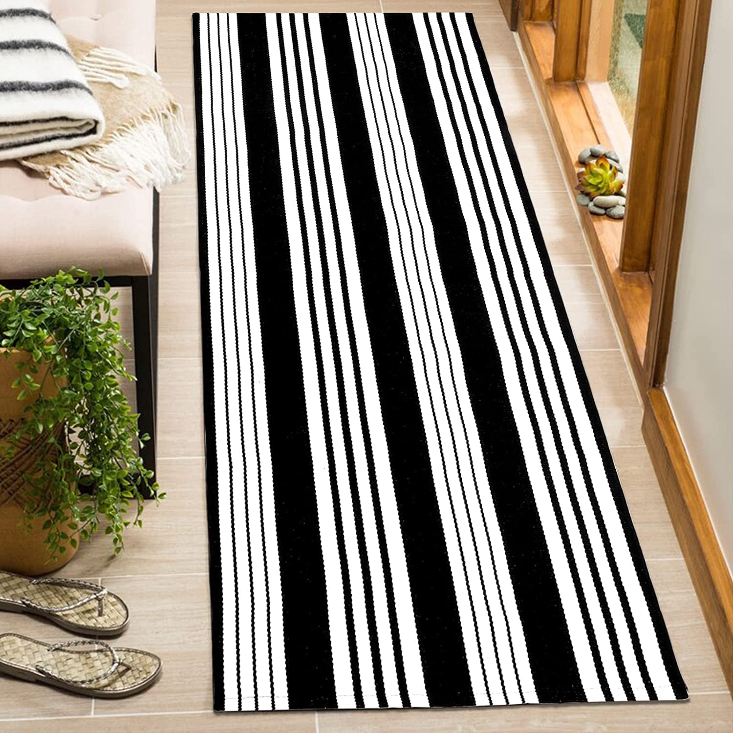 Hallway Runner Rug 2'X6', Black/White Rug Machine Washable Striped Kitchen Rug Runner Cotton Woven Indoor/Outdoor Rugs Laundry Room Rug Entryway Rug for Farmhouse/Bedroom/Bathroom