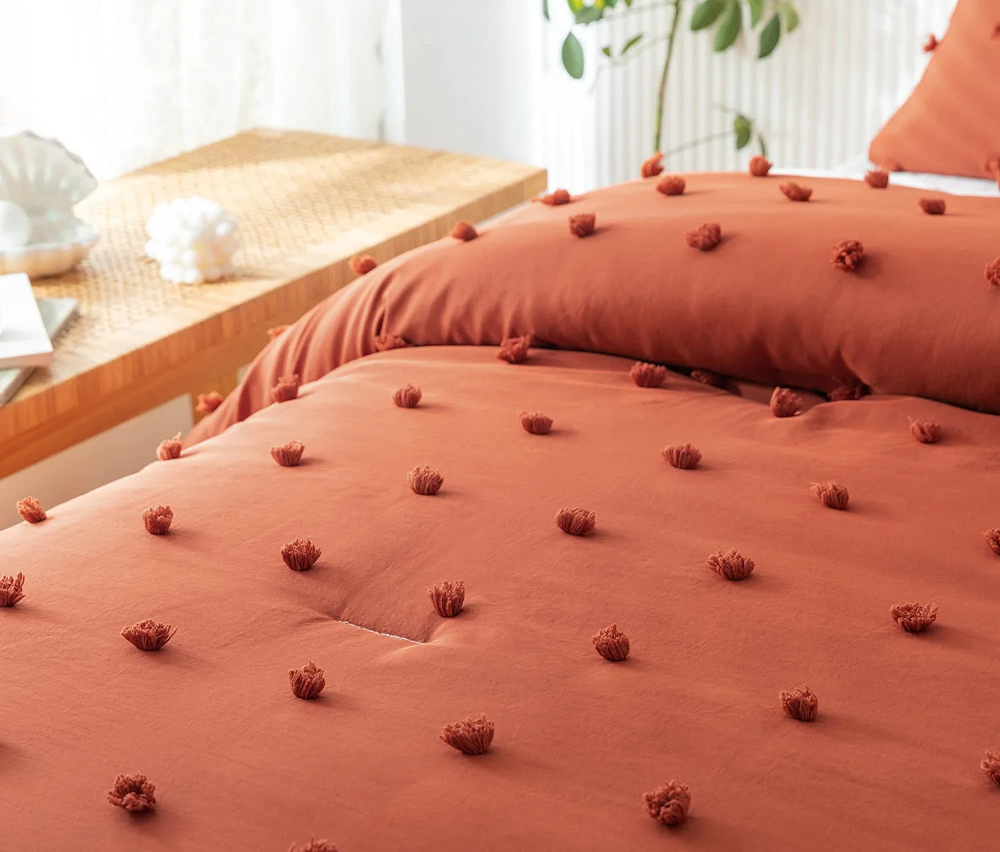 Terracotta Comforter Queen Comforter Set Burnt Orange Comforter Boho Comforter Tufted Pom Pom Ultra Soft Bed Set with 2 Pillow Cases All Season