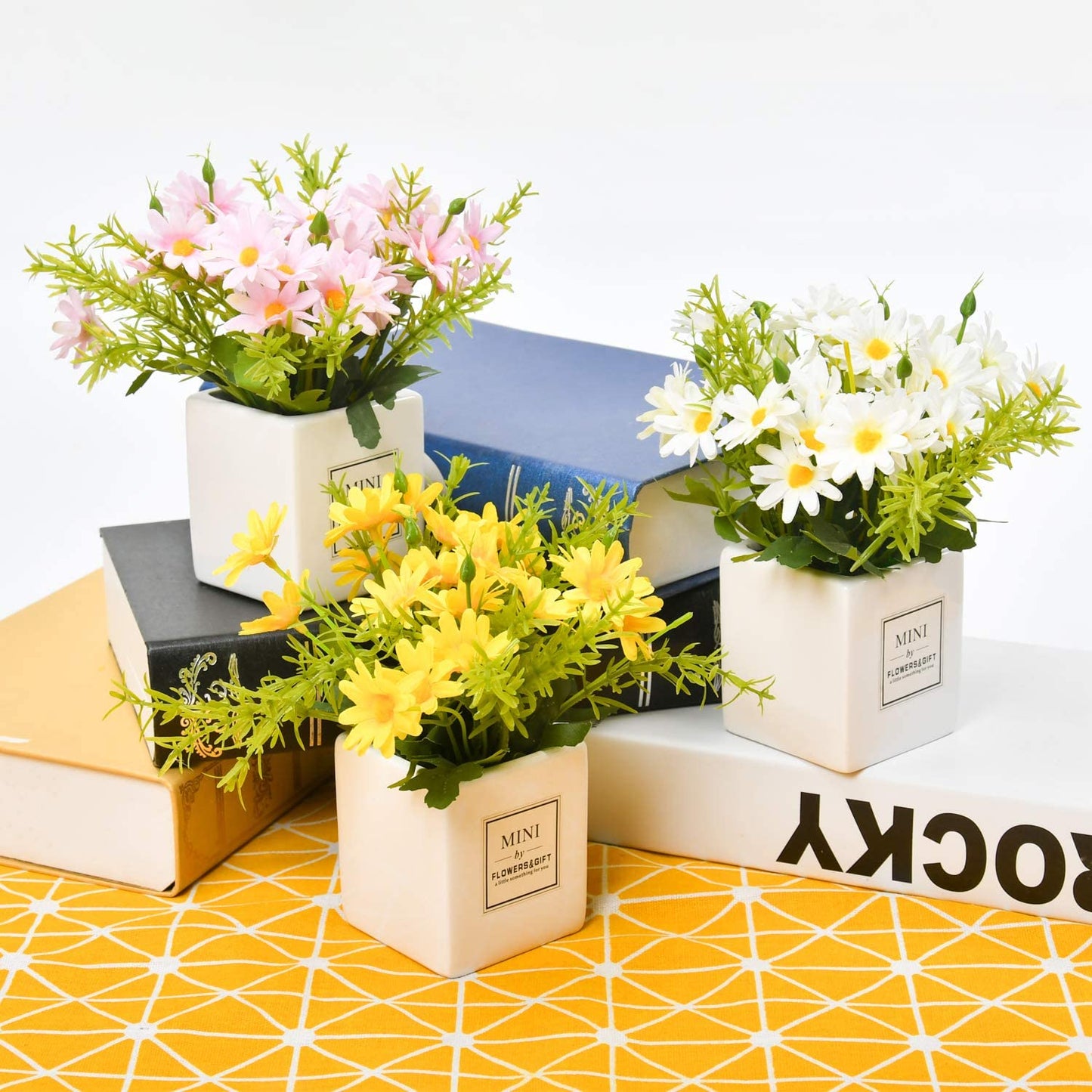 Artificial Flowers, Daisy Flower with Vase Silky Artificial Daisies Bouquet Fake Plant Bonsai for Home Office Wedding Decoration, Table Centerpieces Arrangement, Windowsill Decor
