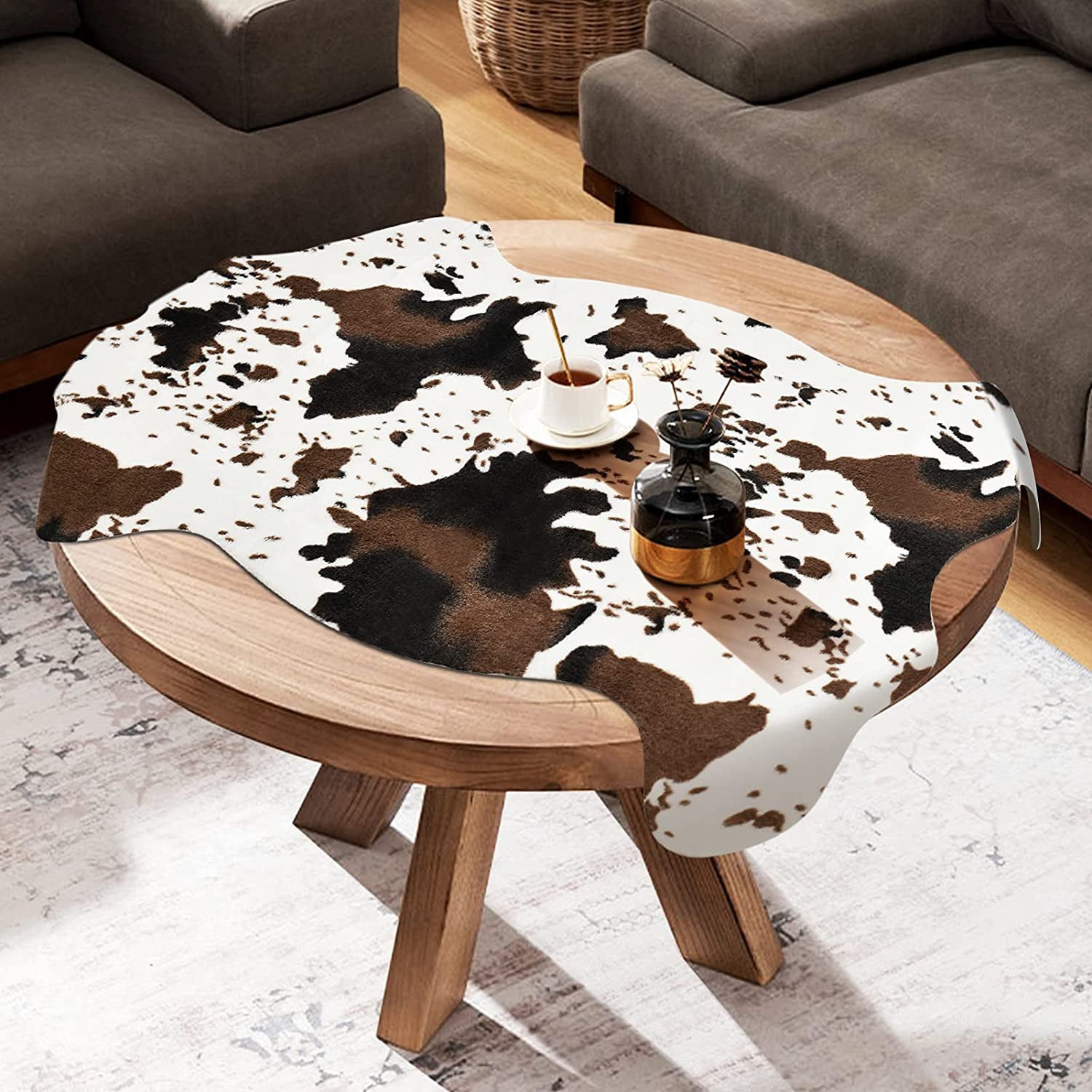 Cow Print Rug Faux Cowhide Area Carpet Animal Print Mat for Living Room Bedroom Non-Slip 3.6X2.5Ft (110Cmx75Cm)
