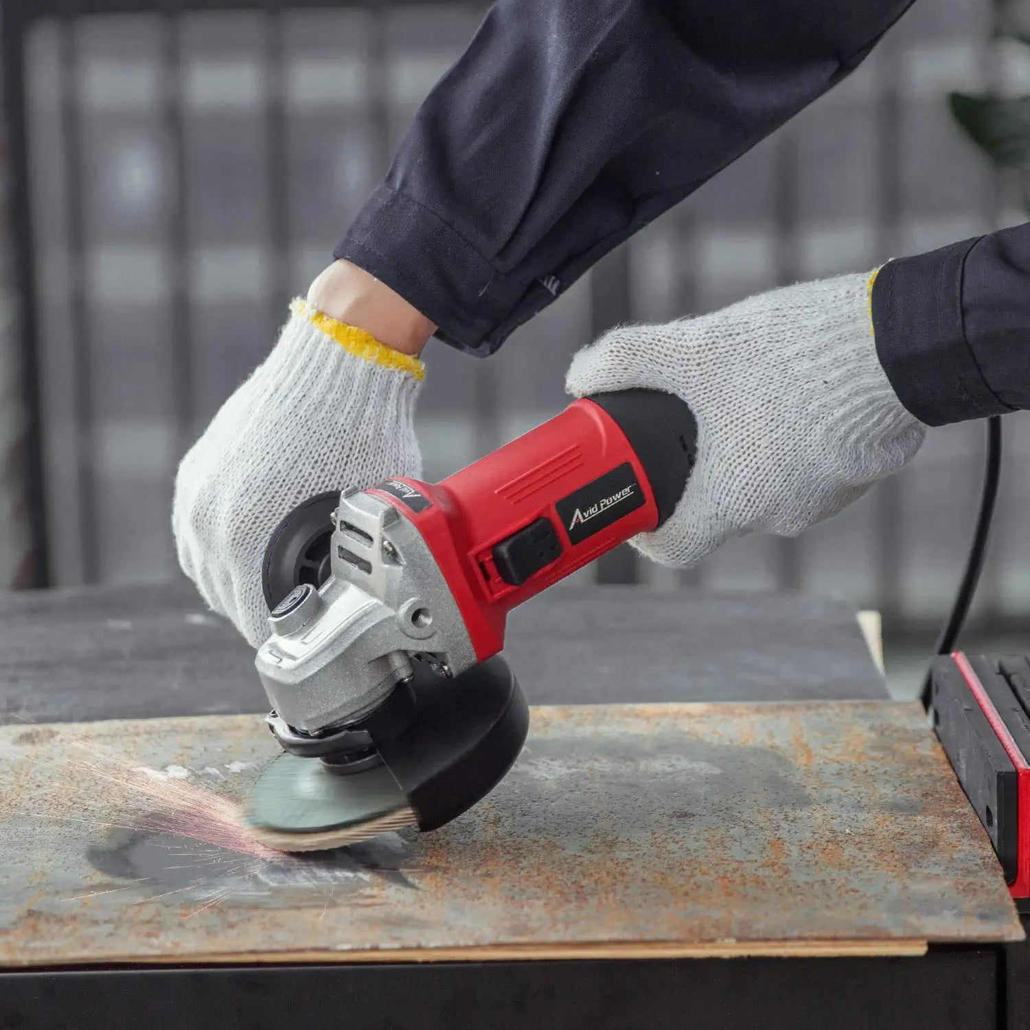 Angle Grinder, 7.5-Amp 4-1/2 Inch Electric Grinder Power Tools with Grinding Wheels, Cutting Wheels, Flap Disc and Auxiliary Handle for Cutting, Grinding, Polishing and Rust Removal - Red