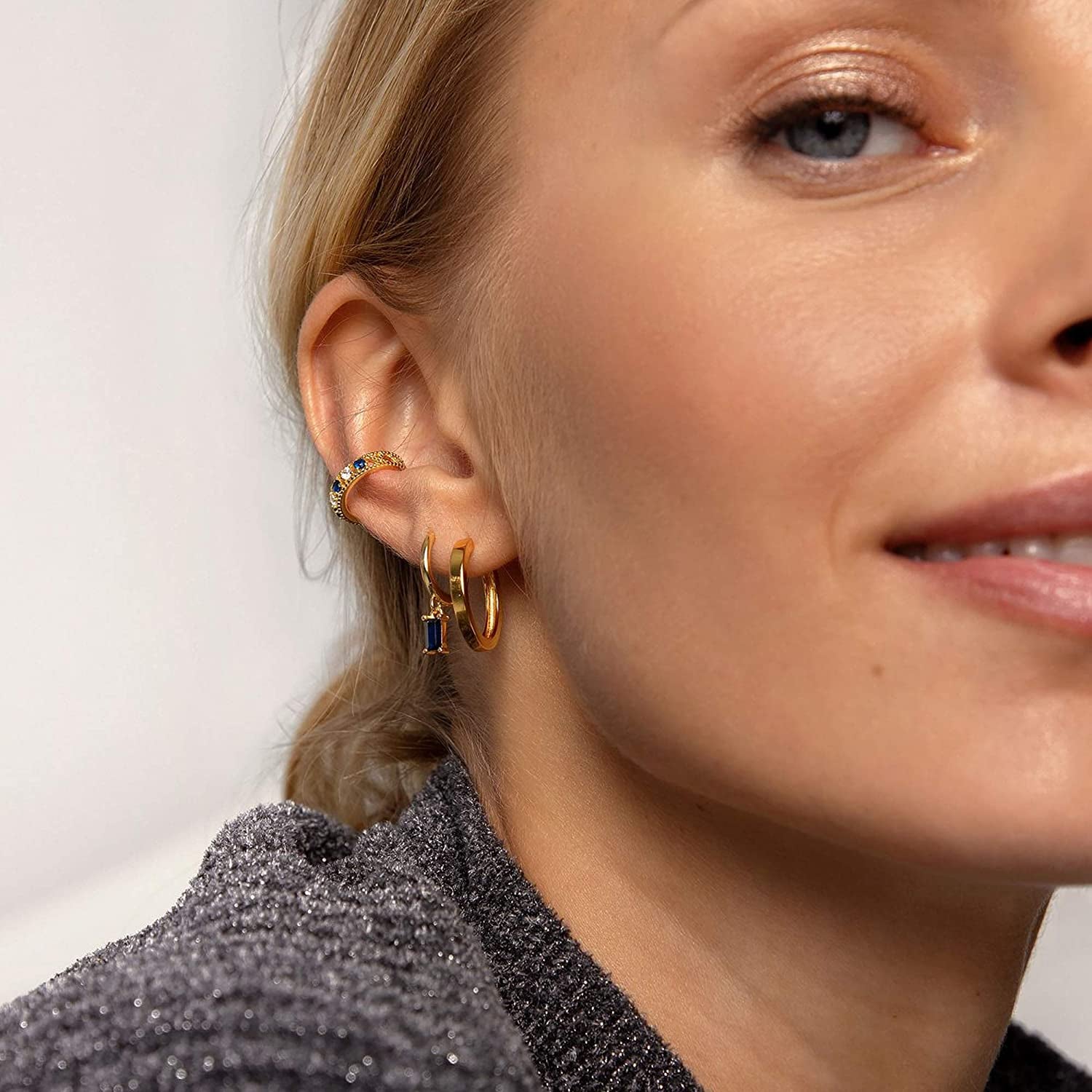 Gold Ear Cuff Earring 18K Gold Plated Non Pierced Ear Cartilage Clip on Wrap Hoop Tiny Chunky Blod Thick Simple Minimalist Handmade Delicate Hypoallergenic Ear Cuff Fake Earrings Women Gift