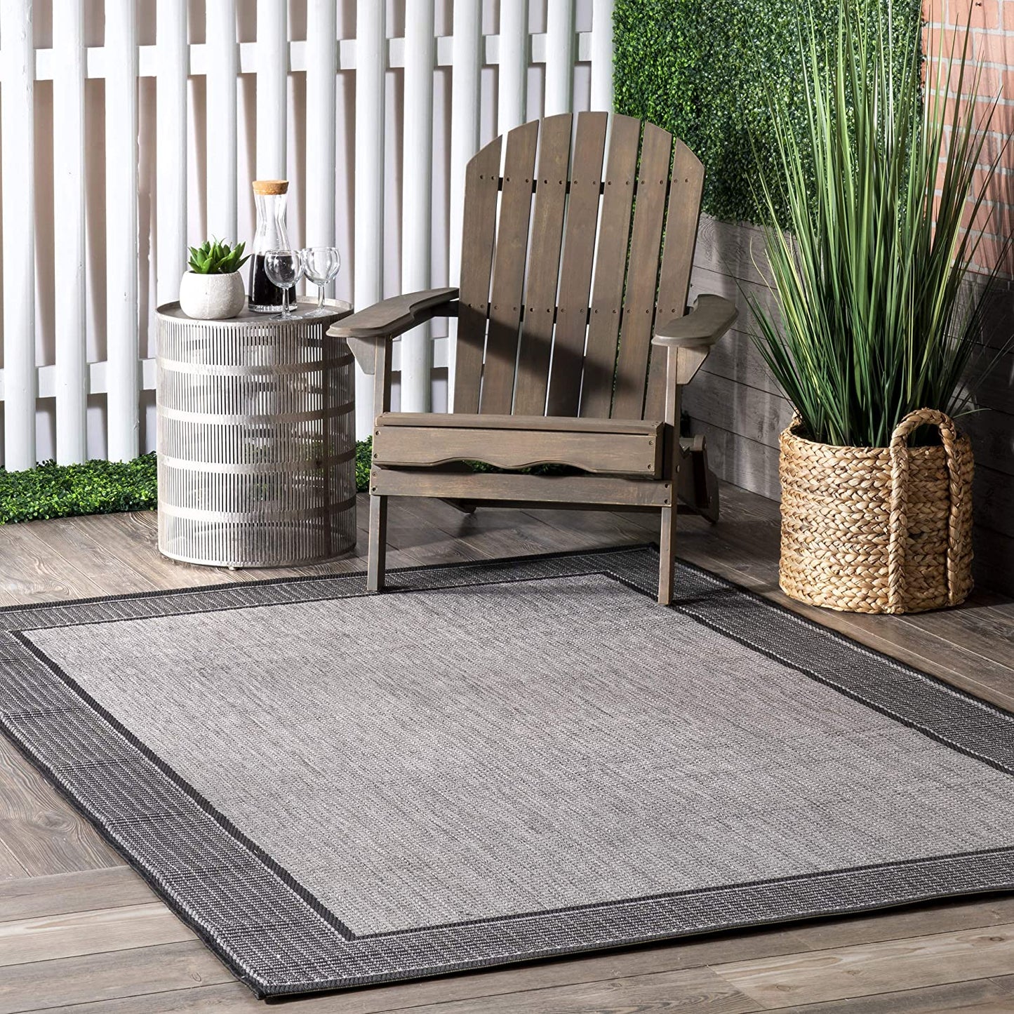 Gris Border Indoor/Outdoor Area Rug, 10' X 13', Grey