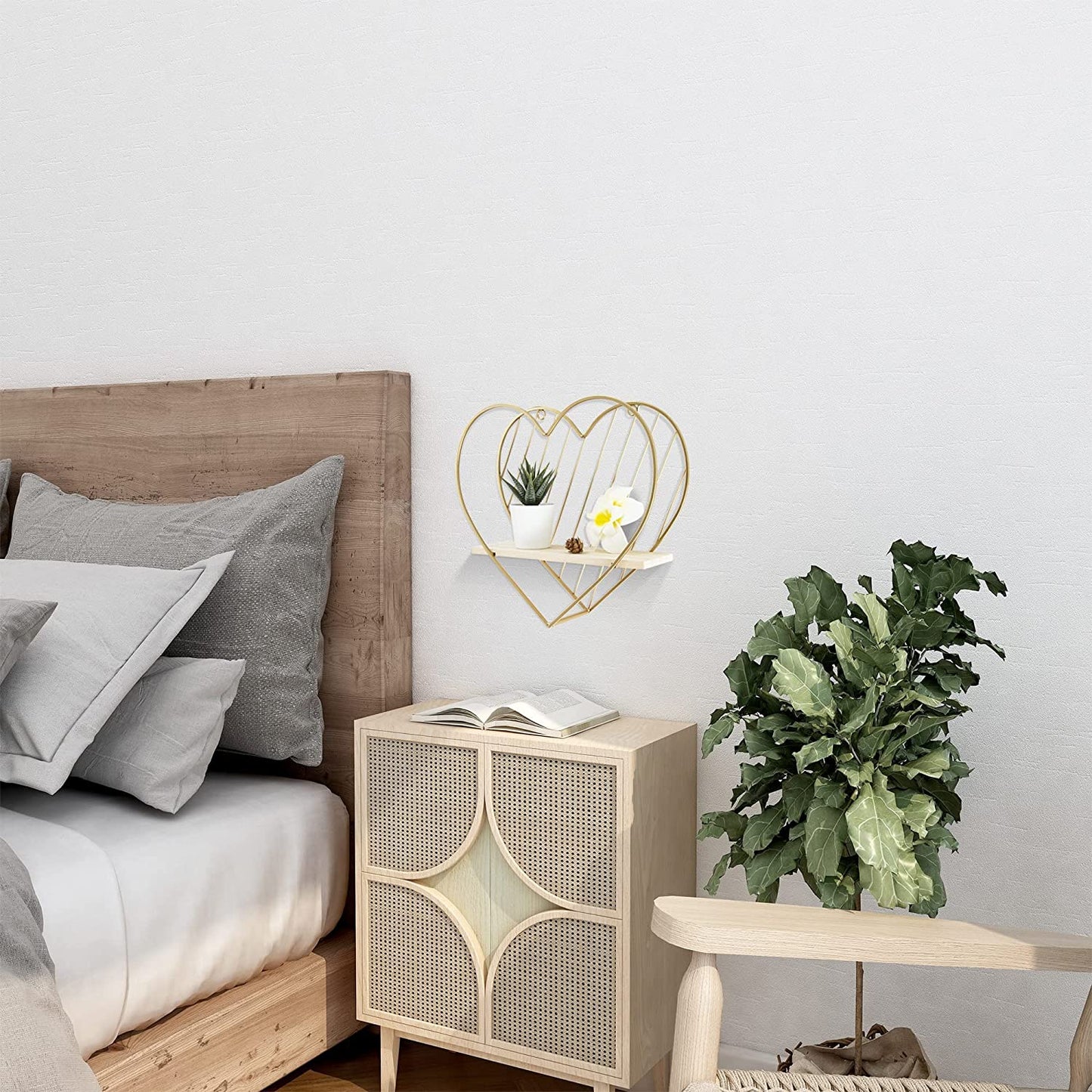 Gold Wall Shelf Metal Heart Floating Shelves Bedside Cute Romantic Modern Wall Cute Unique Gifts for Nursery Room Kids Children Room Bedroom Bathroom Living Room…