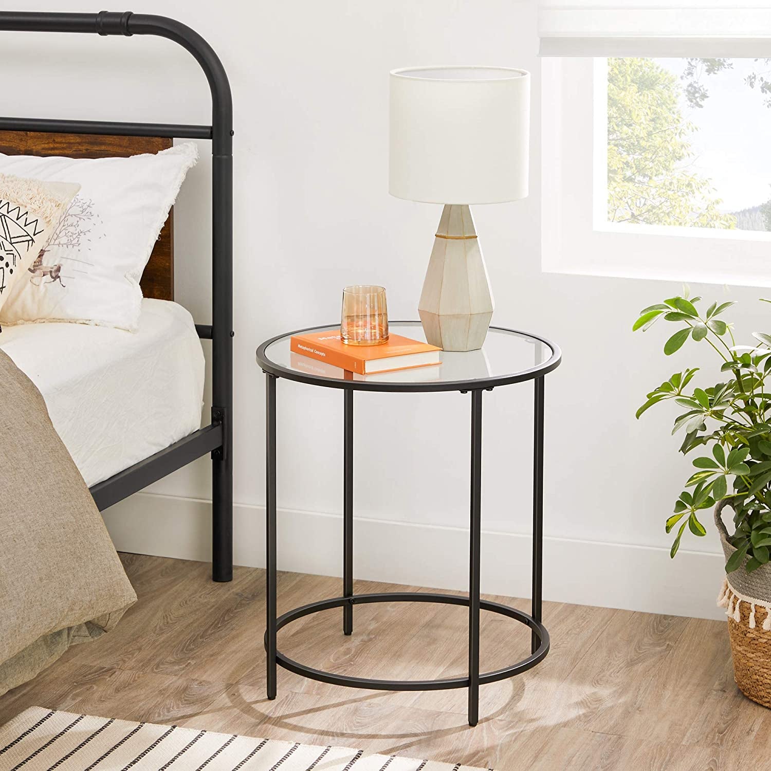 round Side Table, Glass End Table with Metal Frame, Small Coffee Accent Table, Bedside Table, Modern Style, for Living Room, Balcony, Bedroom, Black ULGT020B01