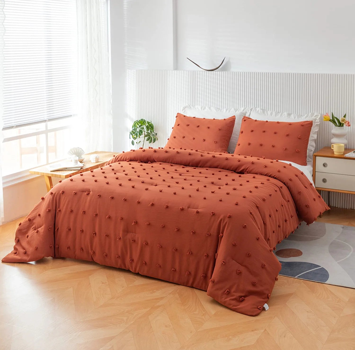 Terracotta Comforter Queen Comforter Set Burnt Orange Comforter Boho Comforter Tufted Pom Pom Ultra Soft Bed Set with 2 Pillow Cases All Season