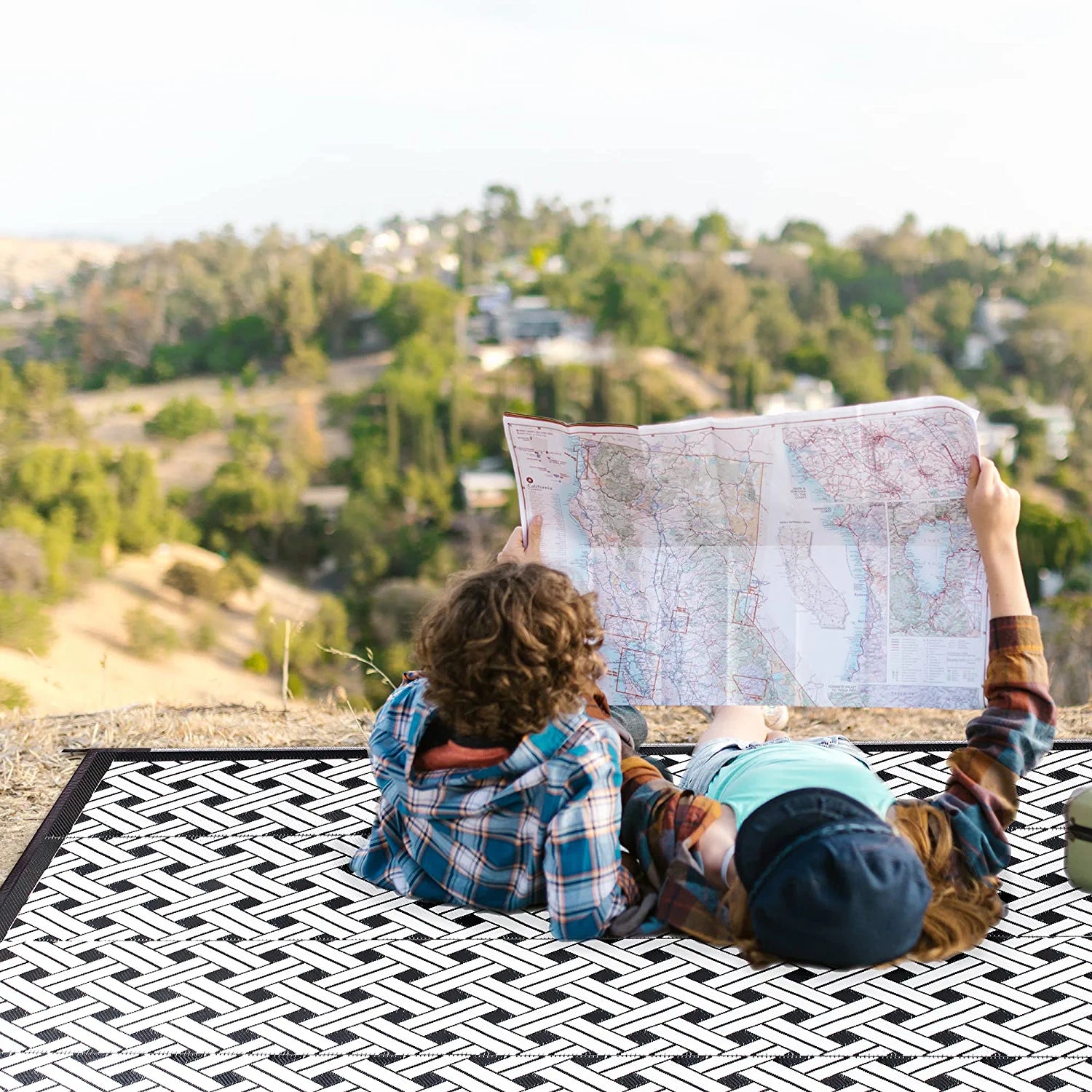 Reversible Outdoor Rug for Patio Clearance,6'X9' Waterproof Plastic Mat,Patio,Camping,Rv,Deck,Camper,Porch,Balcony,Black & White…