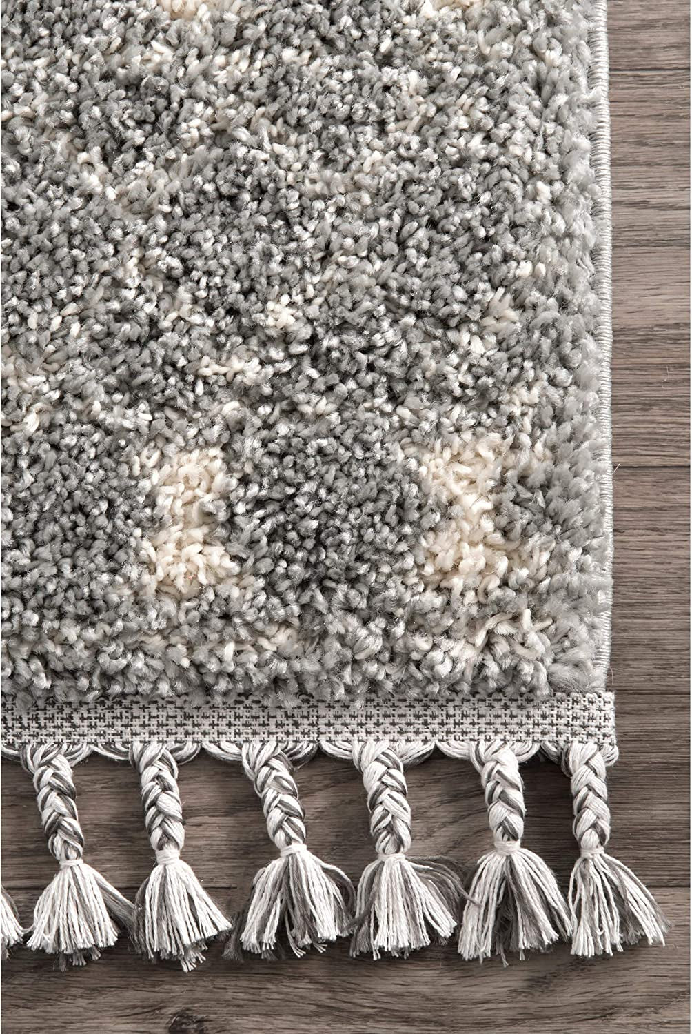 Vasiliki Moroccan Tribal Shag Area Rug, 2' X 3', Silver