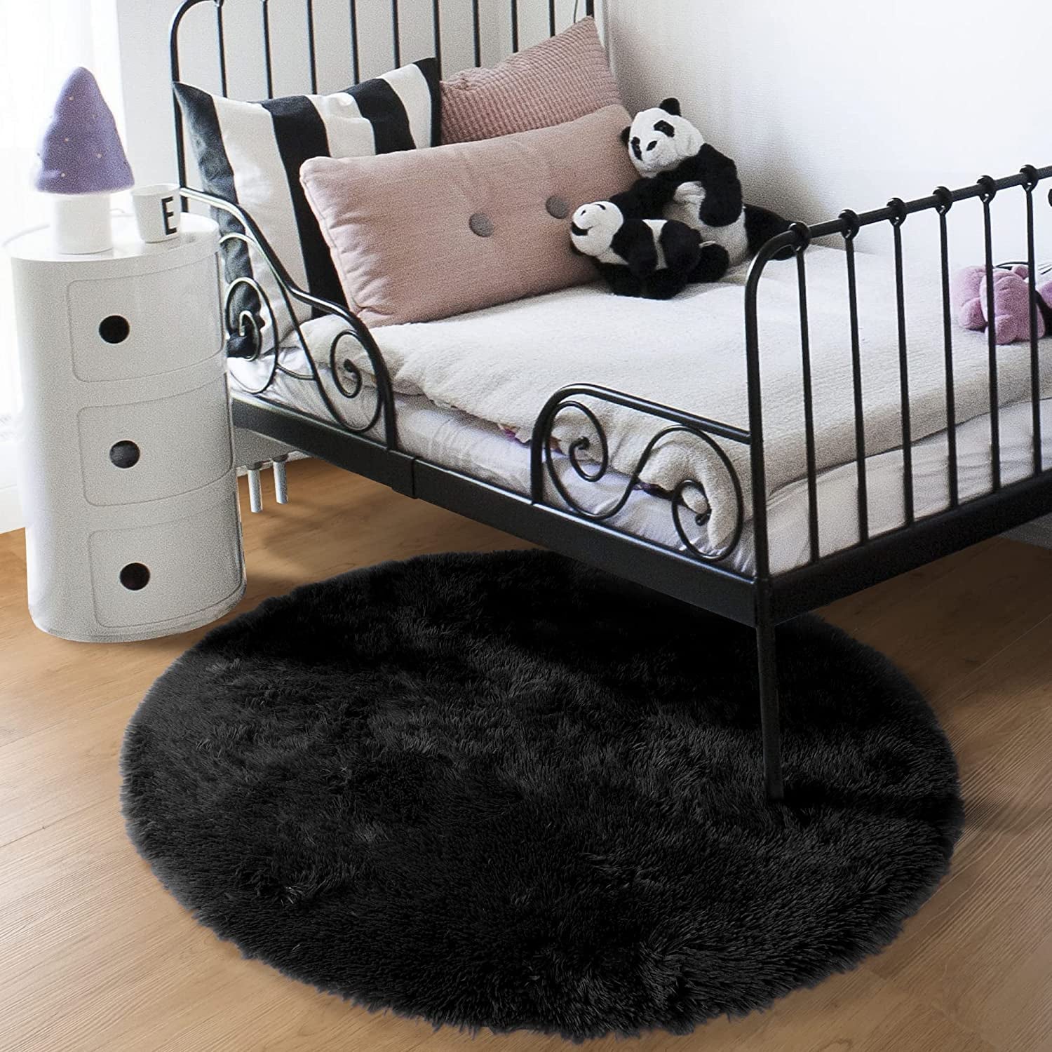 4X4 Area Rug round Black Rug Circle Rugs for Kids Bedroom Fluffy Carpets and Shaggy Rugs Small Teepee Furry Mat Comfy Reading Rug Circular Rug,Rugs for Girls Boys Room