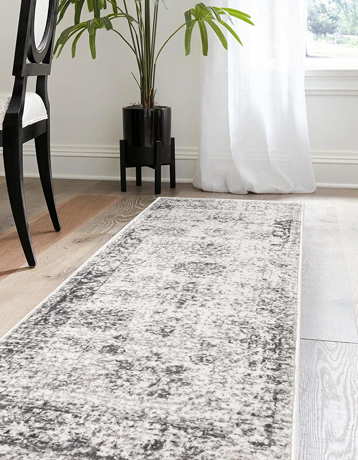 Sofia Collection Traditional Vintage Gray Runner Rug (2' X 7')