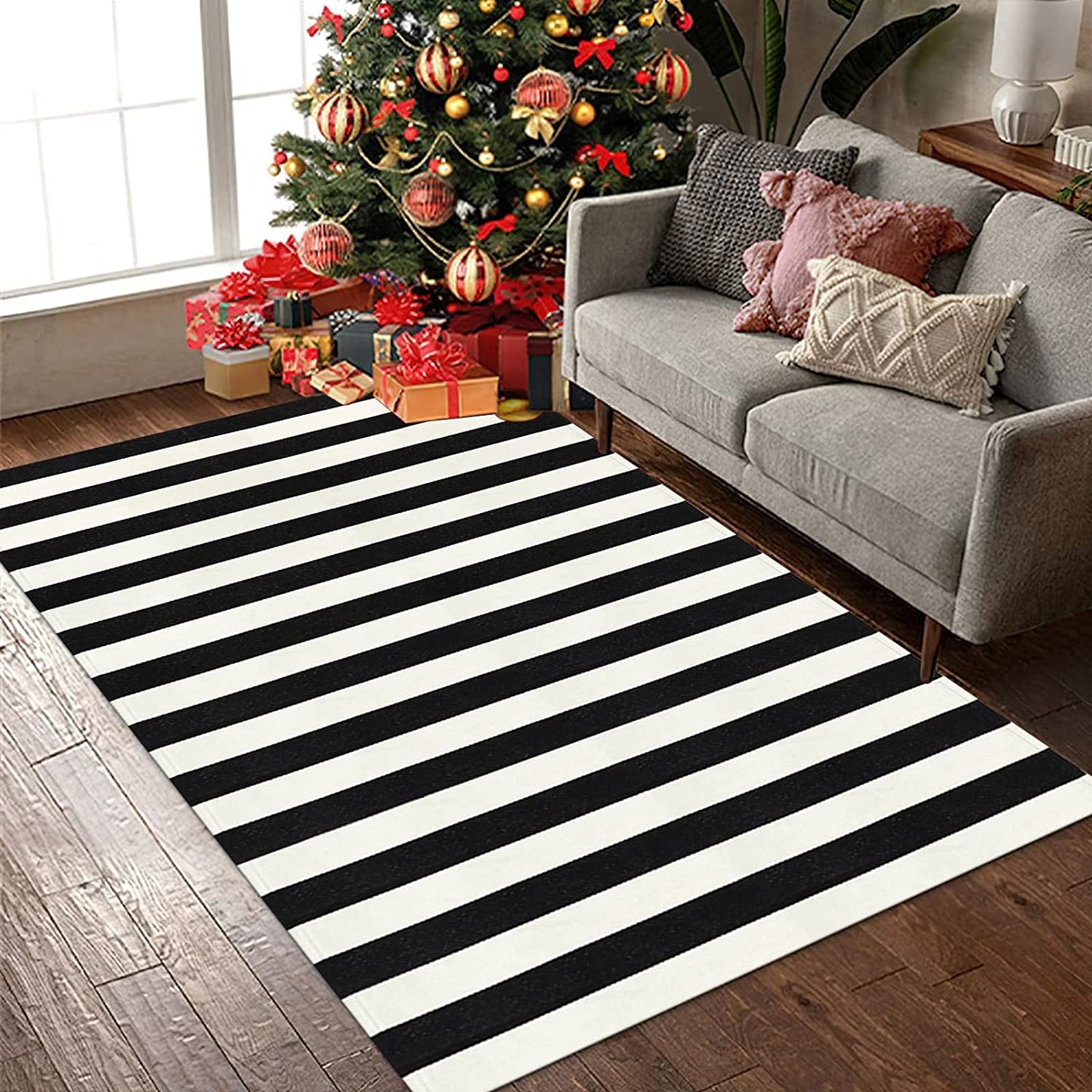 Black and White Indoor Outdoor Rug, 5’X8’ Cotton Striped Patios Area Rug Soft Woven Washable Farmhouse Durable Carpet Mat for Clearance Bedroom Living Room Balcony Playroom Decor