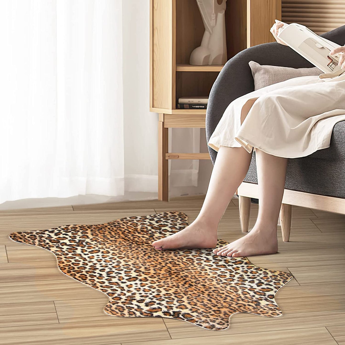 Leopard Rug Cheetah Print Rug Area Carpet Cute Western Decor Animal Skin Rugs for Living Room Bedroom Non-Slip 43.3" L X 29.5" W(3.6Ft X 2.4Ft)