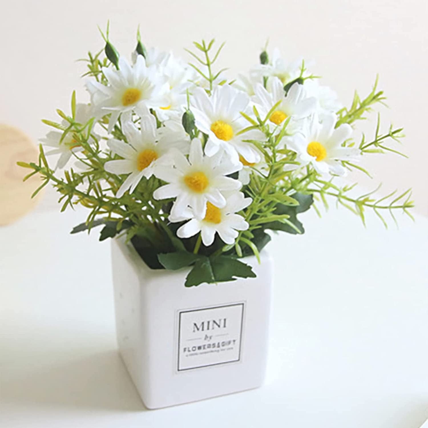Artificial Flowers, Daisy Flower with Vase Silky Artificial Daisies Bouquet Fake Plant Bonsai for Home Office Wedding Decoration, Table Centerpieces Arrangement, Windowsill Decor