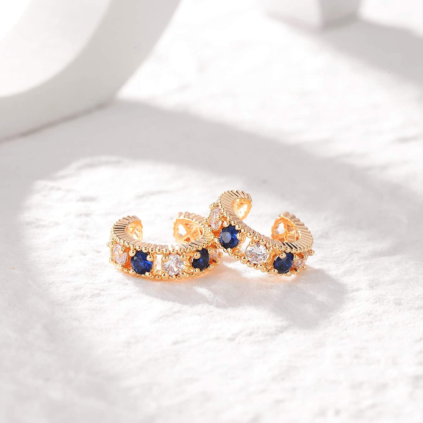 Gold Ear Cuff Earring 18K Gold Plated Non Pierced Ear Cartilage Clip on Wrap Hoop Tiny Chunky Blod Thick Simple Minimalist Handmade Delicate Hypoallergenic Ear Cuff Fake Earrings Women Gift