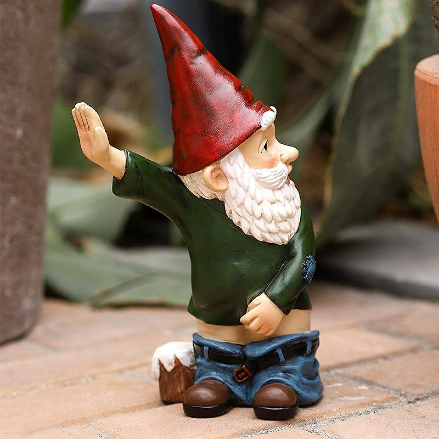 Naughty Peeing Gnome Statue Fairy Garden Funny Dwarf Figurines Resin Yard Decor
