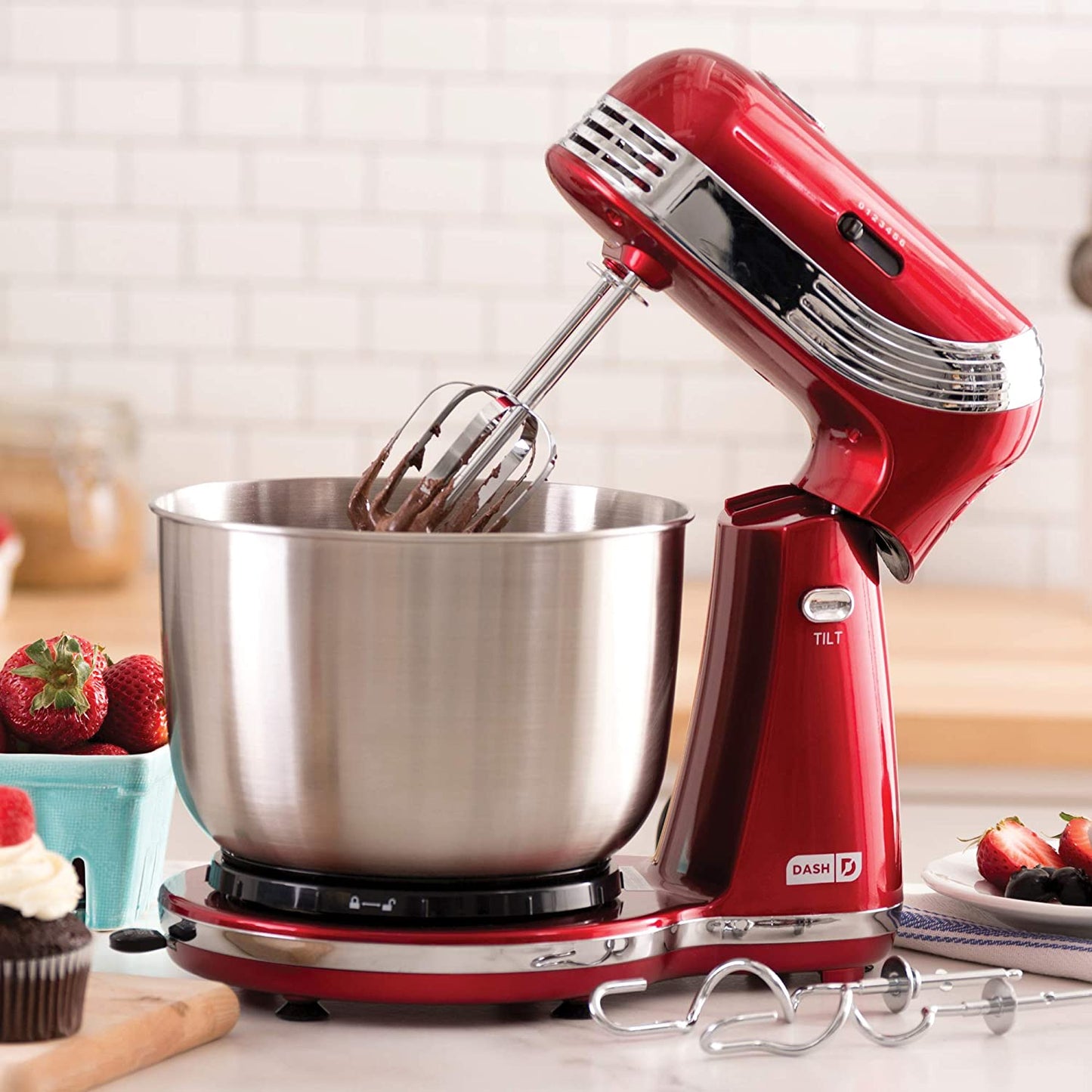 DASH Stand Mixer (Electric Mixer for Everyday Use): 6 Speed Stand Mixer with 3 Qt Stainless Steel Mixing Bowl, Dough Hooks & Mixer Beaters for Frosting, Meringues & More - Red, DCSM250RD