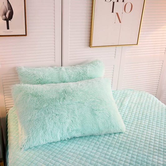 2 Pack Faux Fur Pillow Shams,Shaggy Plush Home Decorative Luxury Series Super Soft Furry Pillow Case with Zipper Closure for Home Sofa Couch Decoration,Standard Queen(Mint,20"X26")