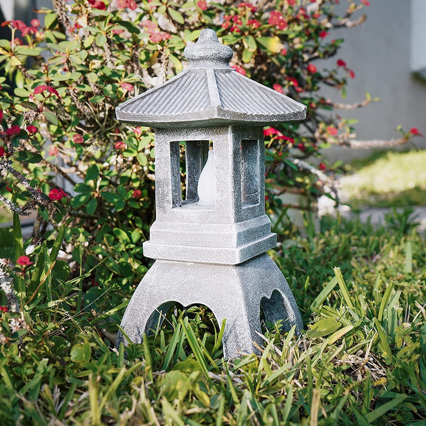 Pagoda Garden Statue, Solar Powered Statue Japanese Garden Decor, Outdoor Zen Garden Lantern, Flickering LED Garden Light (Tranquil Pagoda)